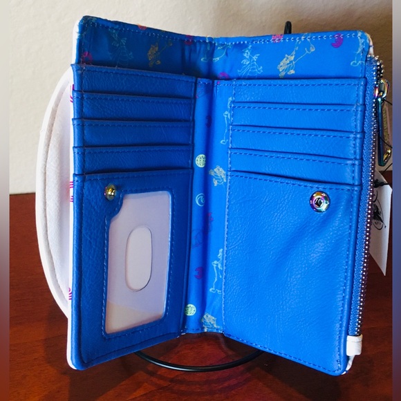 ✨ Loungefly Disney EPCOT Wallet. NWT ✨ - Picture 14 of 16